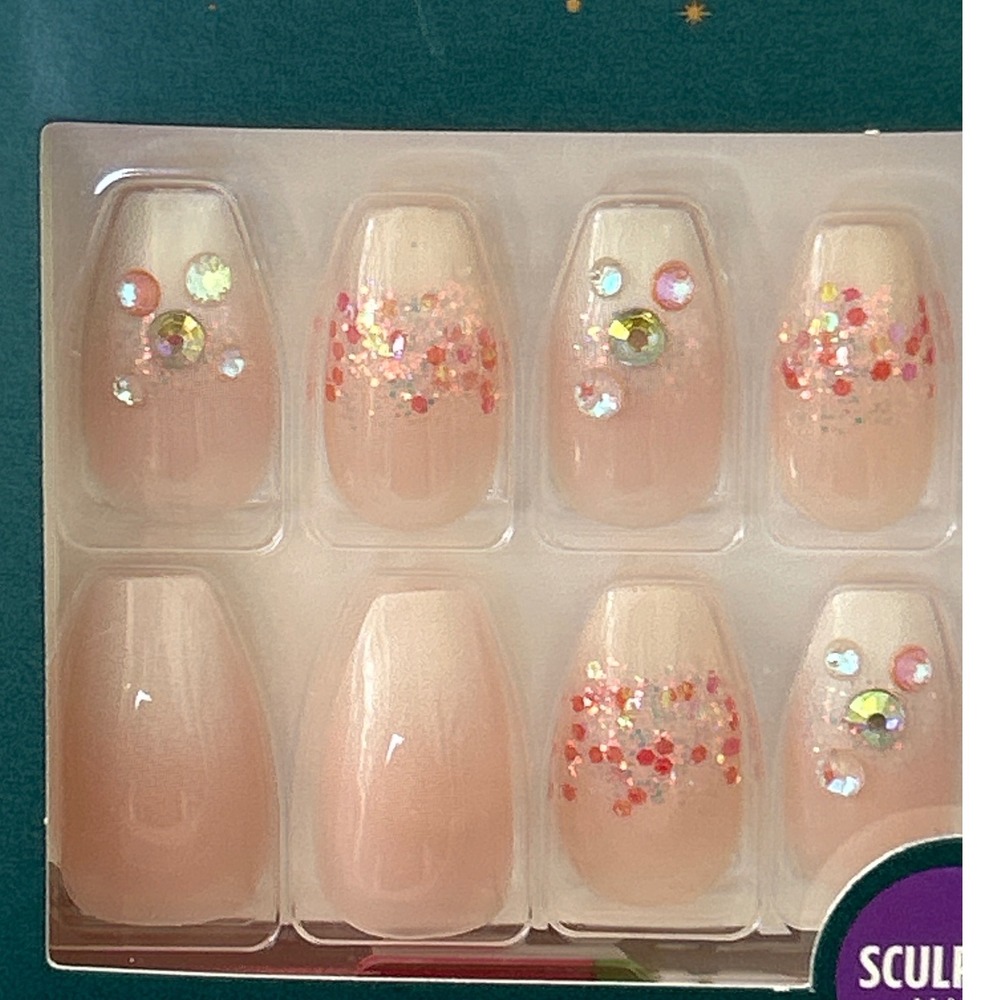 Kiss Voguish Fantasy Sculpted Nails Glitter Rhinestone Embellished